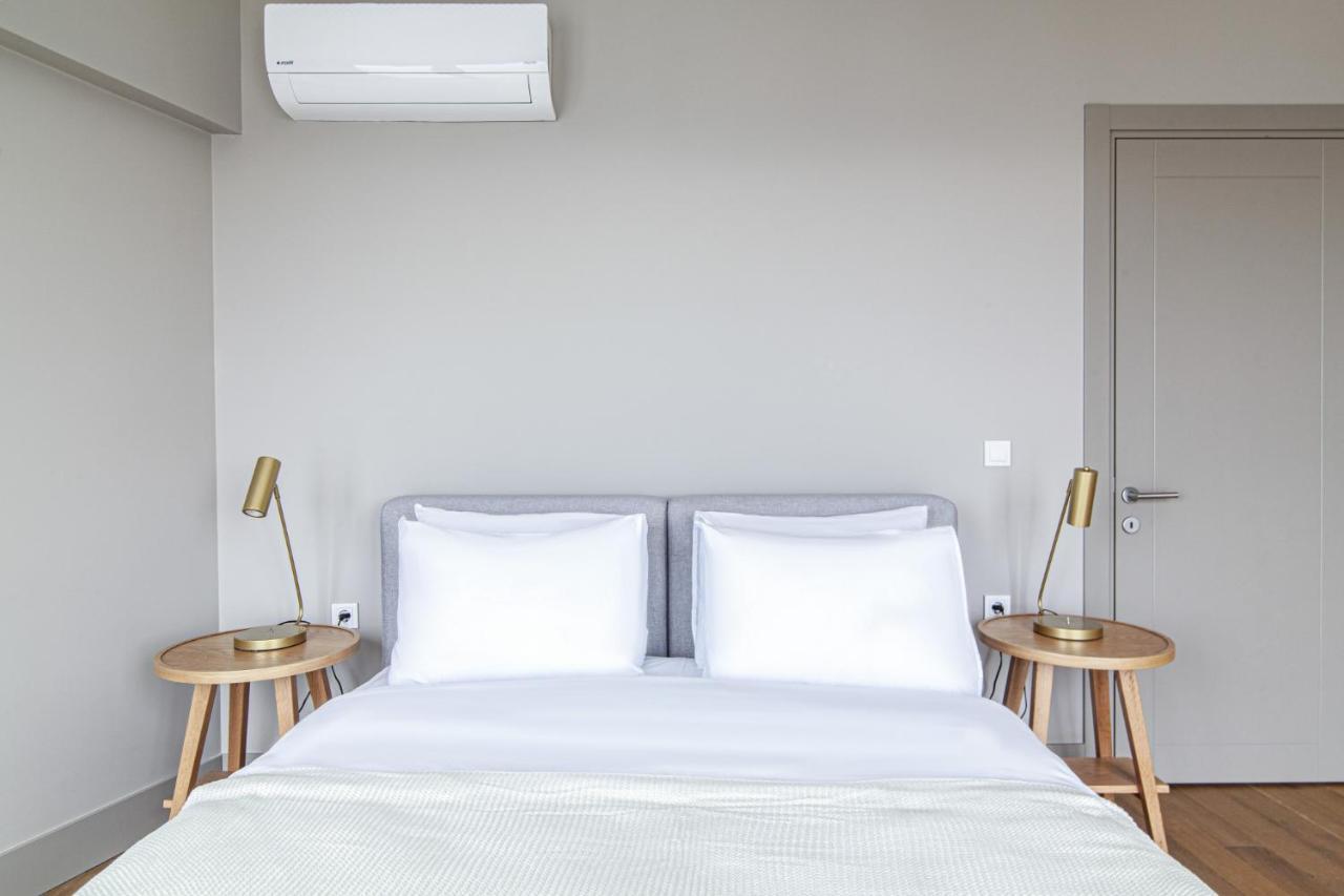 Flat With Panoramic Bosphorus View In Cihangir Istanboel Buitenkant foto