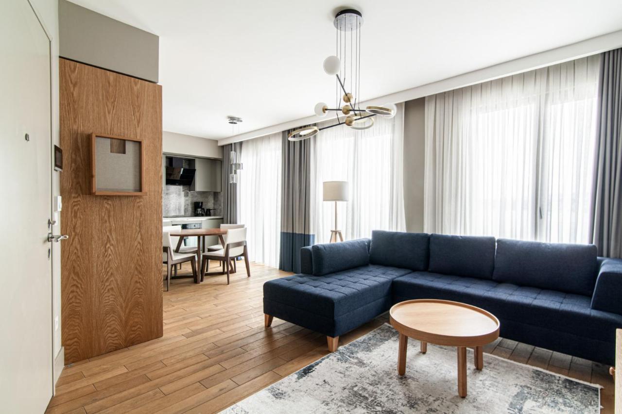 Flat With Panoramic Bosphorus View In Cihangir Istanboel Buitenkant foto